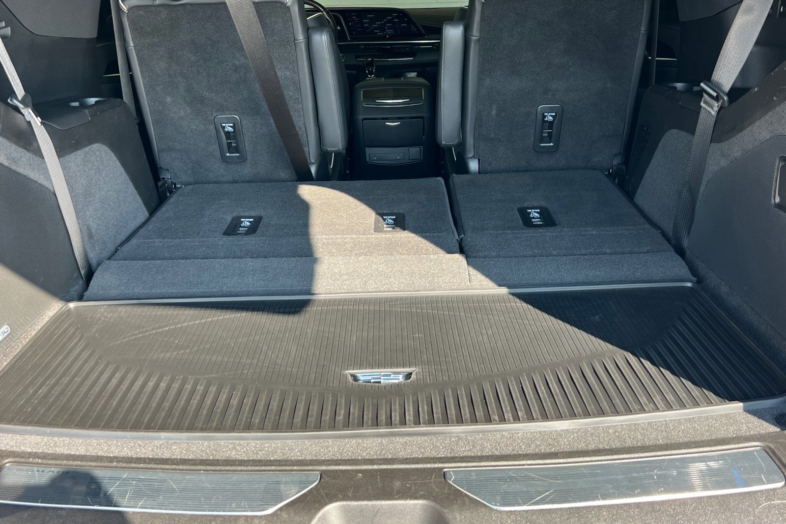 Used 2021 Cadillac Escalade Sport w/ Driver Assist Tech Package image 17