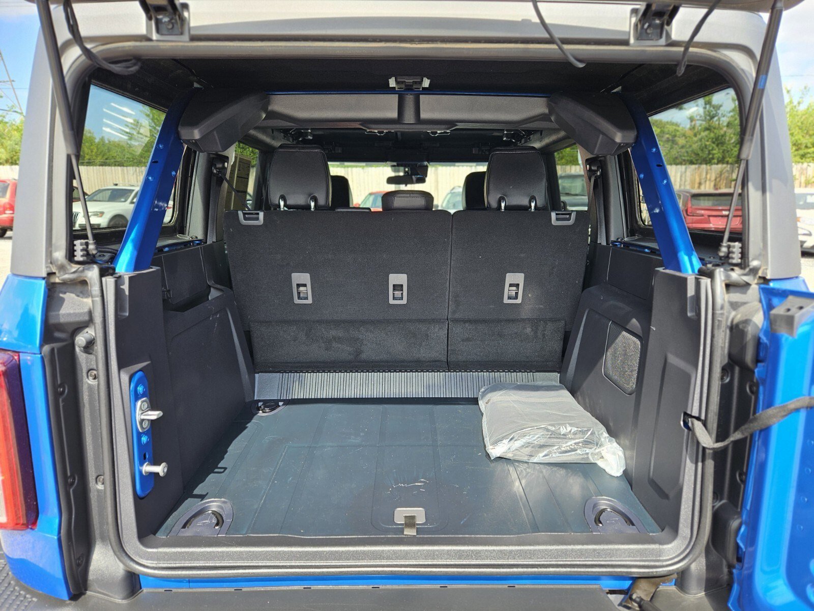 Certified 2024 Ford Bronco Black Diamond image 30