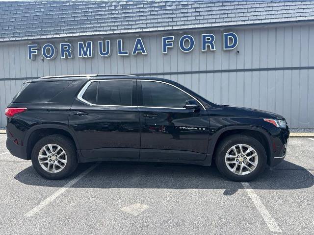 Used 2019 Chevrolet Traverse LT w/ LPO, Cargo Package AWD/4WD image 2