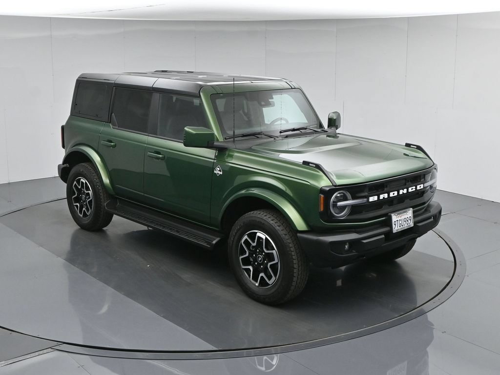 Certified 2025 Ford Bronco Outer Banks AWD/4WD image 41