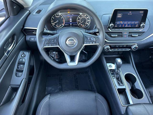 Used 2022 Nissan Altima 2.5 SV image 13