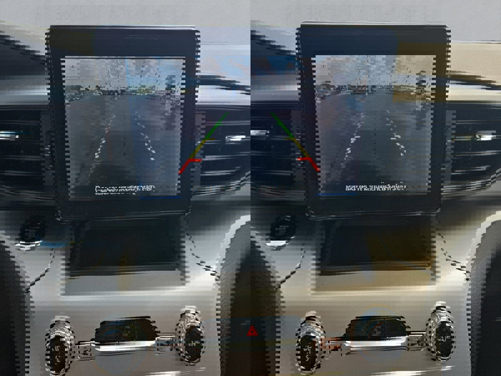 Certified 2022 Ford Explorer XLT image 19