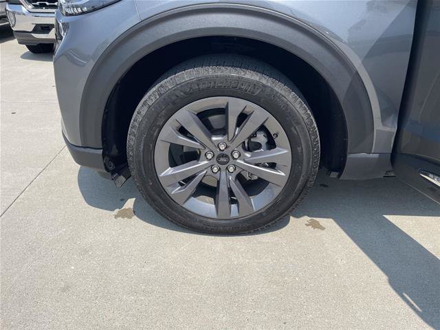 Certified 2025 Ford Explorer Active w/ Active Comfort Package AWD/4WD image 10