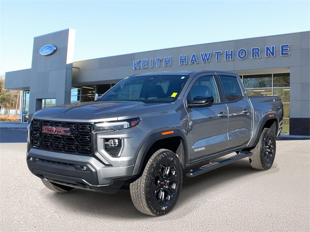 Used 2024 GMC Canyon Elevation w/ Elevation Premium Package image 3
