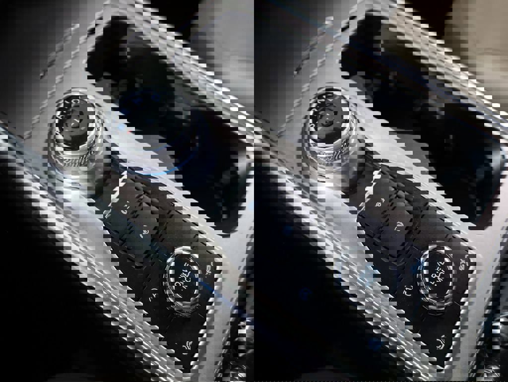 Certified 2021 Ford Explorer Limited w/ Equipment Group 301A image 17