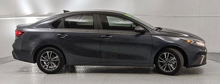 Used 2024 Kia Forte LXS image 5