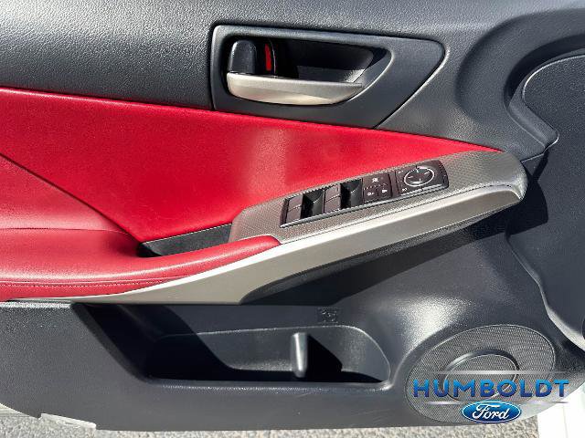 Used 2018 Lexus IS 300 AWD image 12