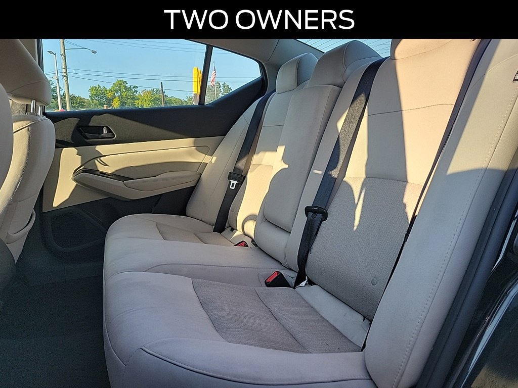 Used 2024 Nissan Altima 2.5 SV FWD image 11