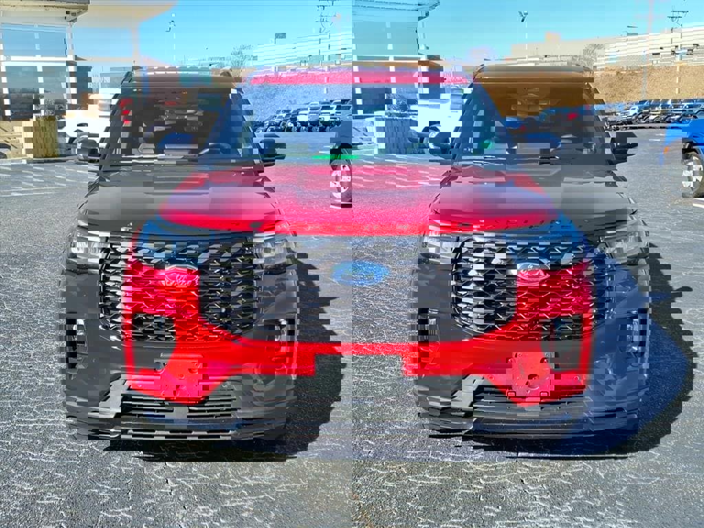 Certified 2025 Ford Explorer ST-Line w/ Premium Package image 6