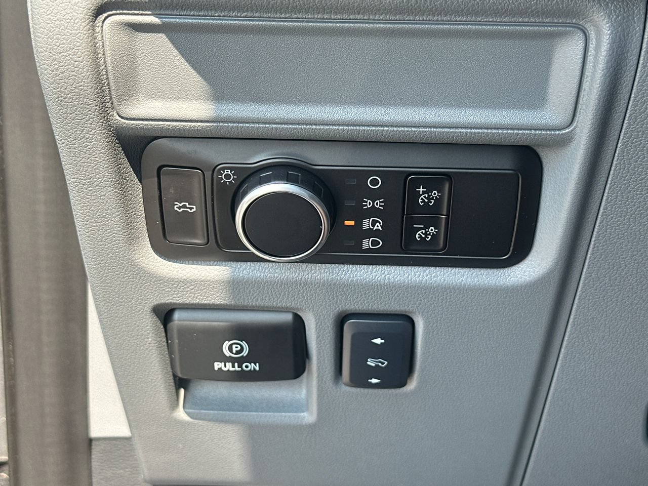 Certified 2025 Ford F150 Lightning Flash AWD/4WD image 34