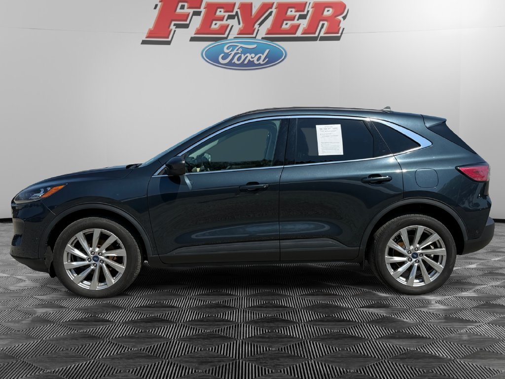 Certified 2022 Ford Escape Titanium w/ Titanium Elite Package AWD/4WD image 2