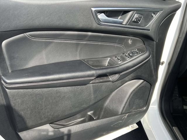 Certified 2024 Ford Edge Titanium w/ Equipment Group 301A AWD/4WD image 18