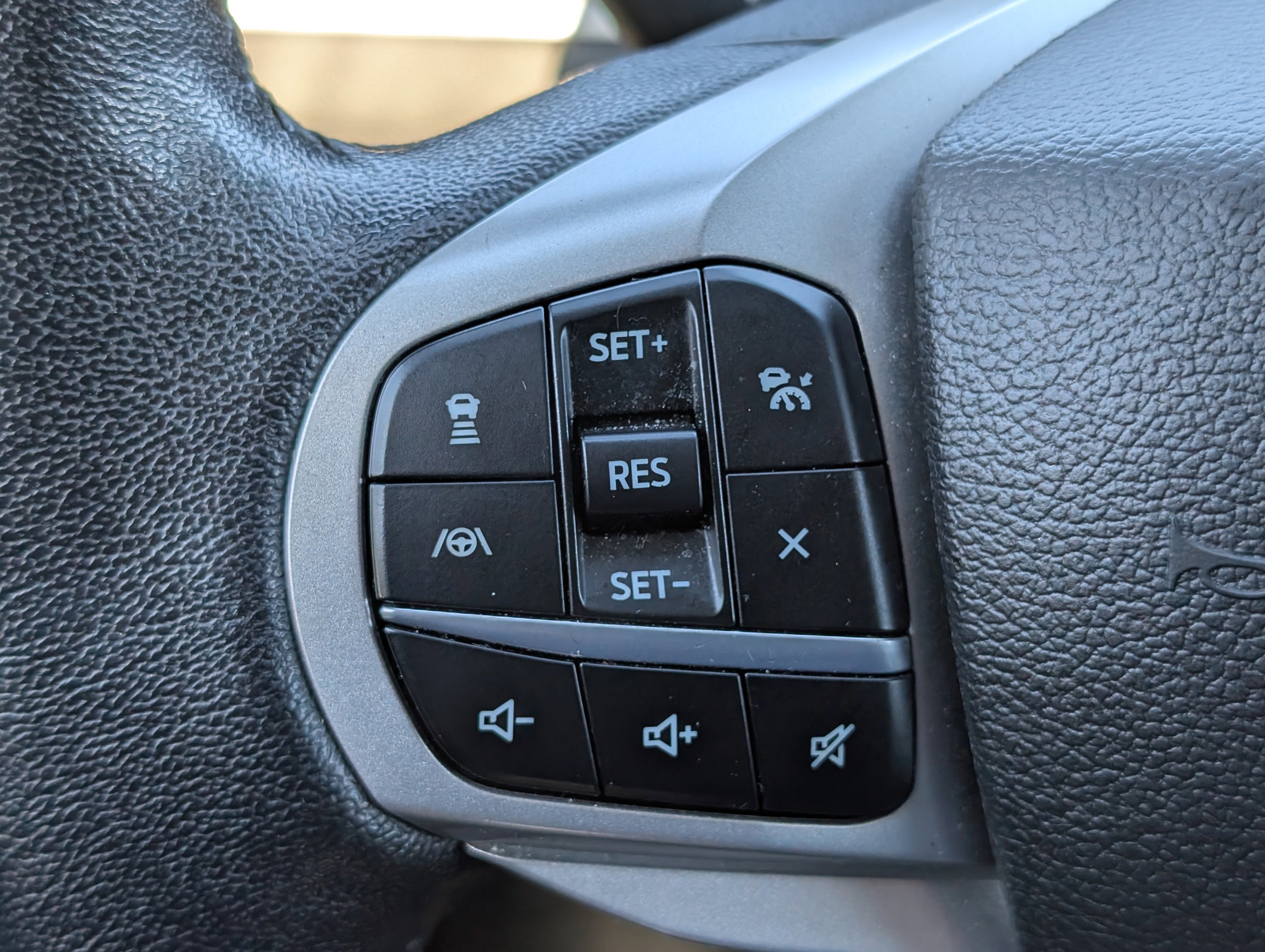 Certified 2022 Ford Explorer XLT w/ Equipment Group 202A image 26