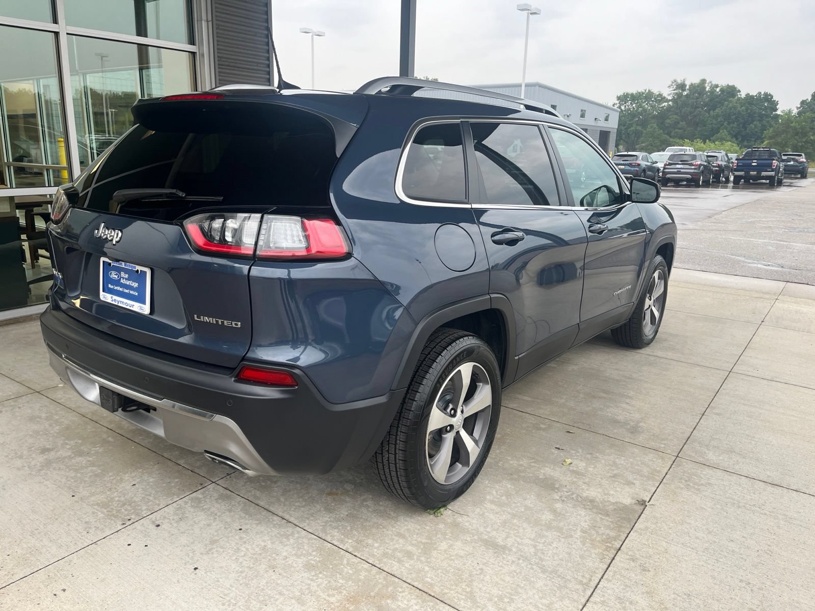 Used 2020 Jeep Cherokee Limited w/ Trailer Tow Group AWD/4WD image 5