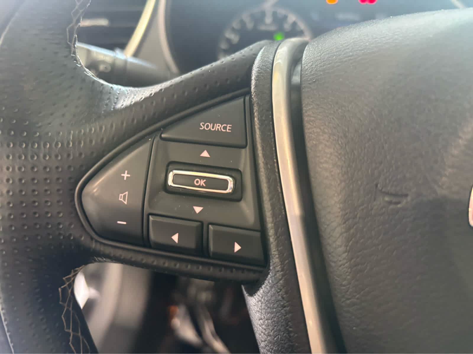 Used 2017 Nissan Maxima Platinum FWD image 18
