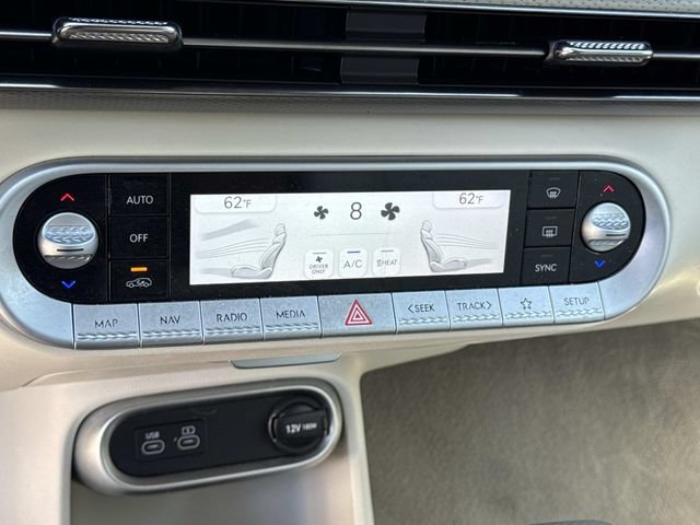 Used 2023 Genesis GV60 Advanced AWD/4WD image 18