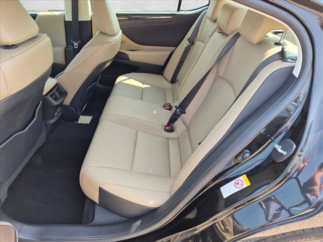 Used 2019 Lexus ES 350 w/ Premium Package FWD image 22