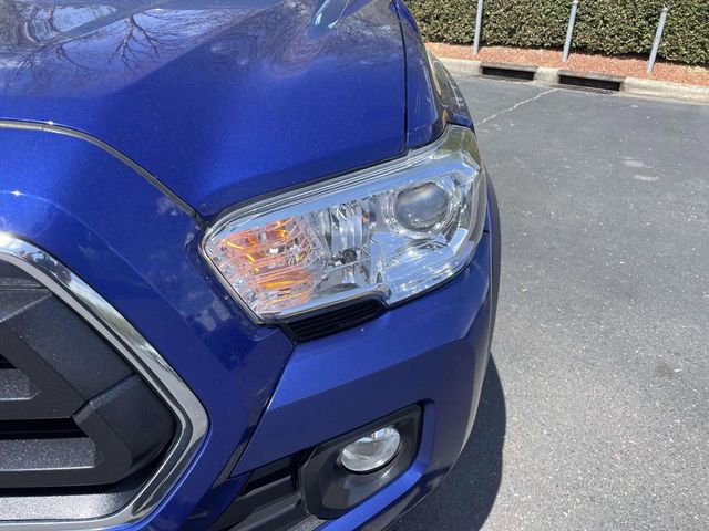 Used 2023 Toyota Tacoma SR5 w/ Technology Package AWD/4WD image 35