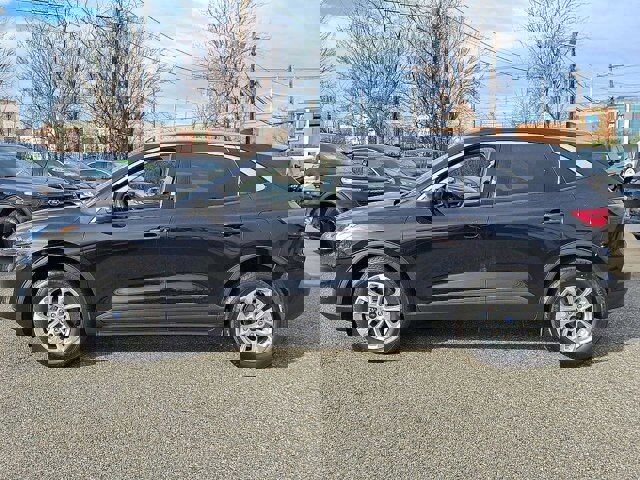 Certified 2022 Ford Escape SE AWD/4WD image 3