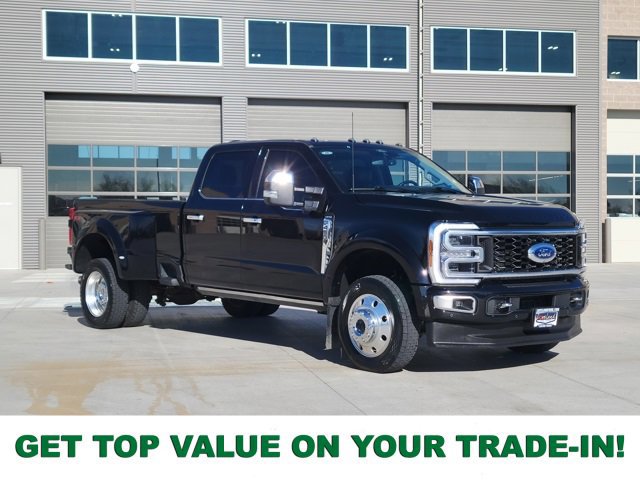 Certified 2024 Ford F450 Limited w/ FX4 Off-Road Package image 5