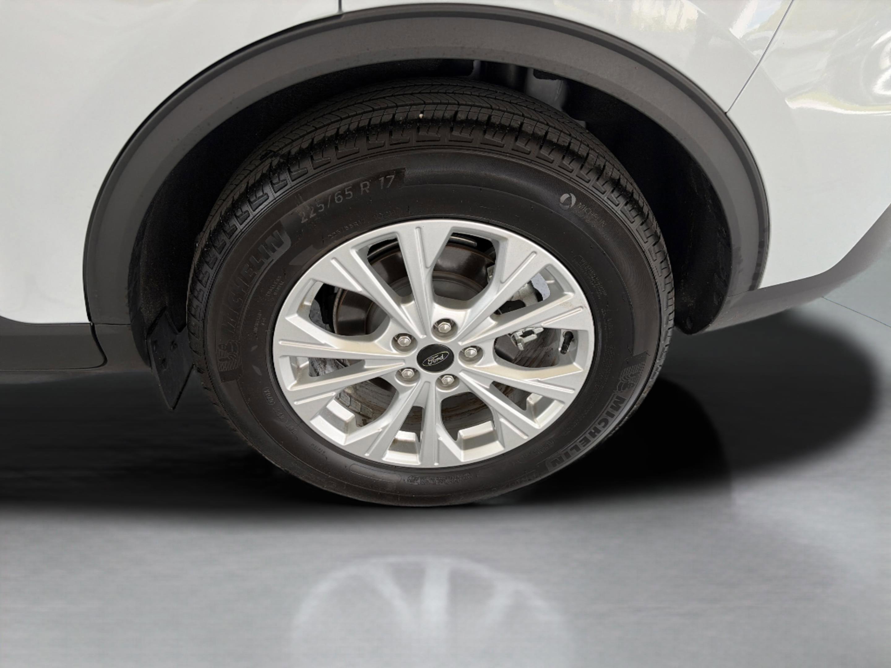 Certified 2025 Ford Escape Active w/ Tech Pack #1 image 25