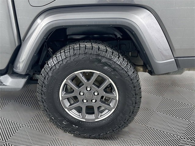 Used 2020 Jeep Gladiator Overland w/ Popular Equipment Package image 29