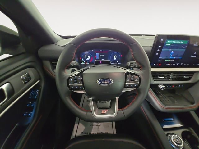 Certified 2025 Ford Explorer ST image 12