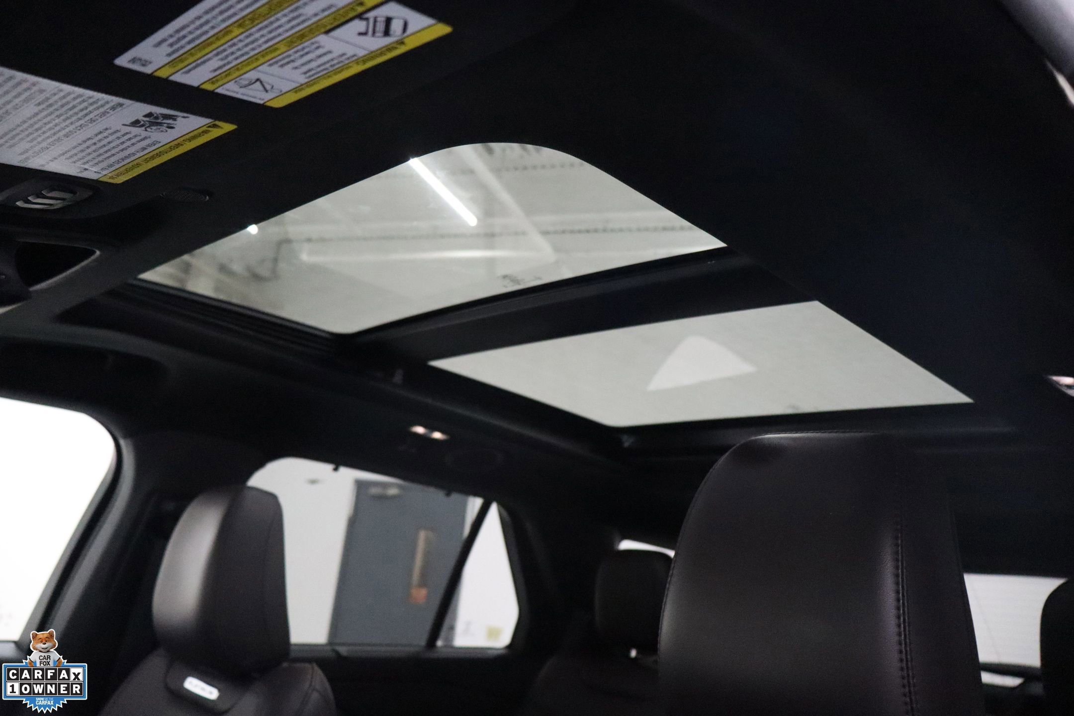 Certified 2025 Ford Explorer Platinum RWD image 30