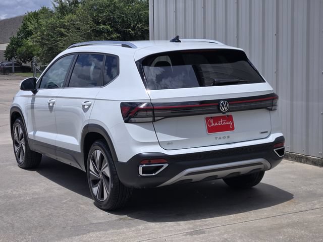 Used 2025 Volkswagen Taos SE AWD/4WD image 7