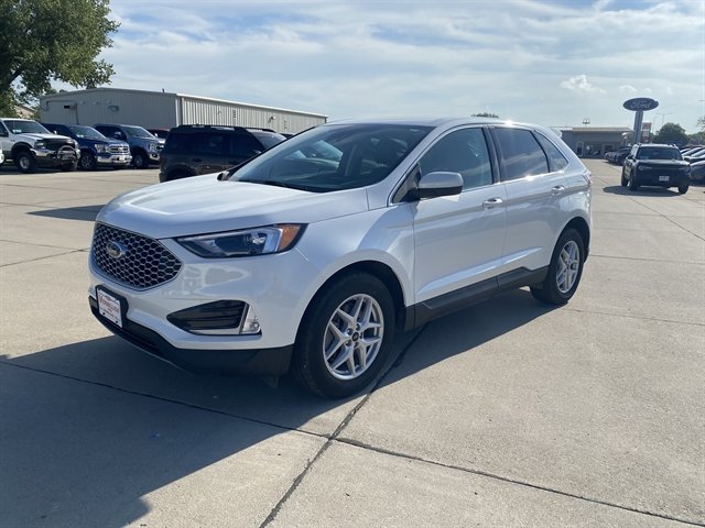 Certified 2024 Ford Edge SEL w/ Convenience Package AWD/4WD image 1
