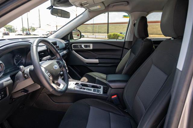 Certified 2023 Ford Explorer XLT RWD image 13