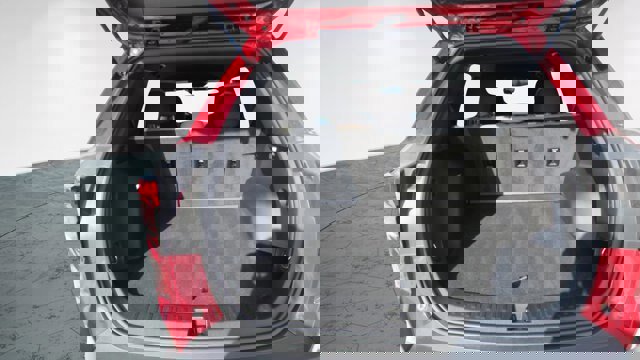 Used 2025 GMC Terrain Elevation w/ Black Edition image 13