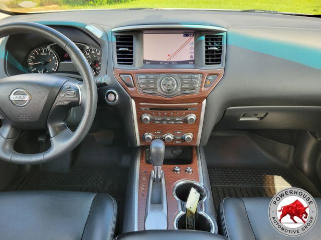 Used 2017 Nissan Pathfinder Platinum FWD image 23