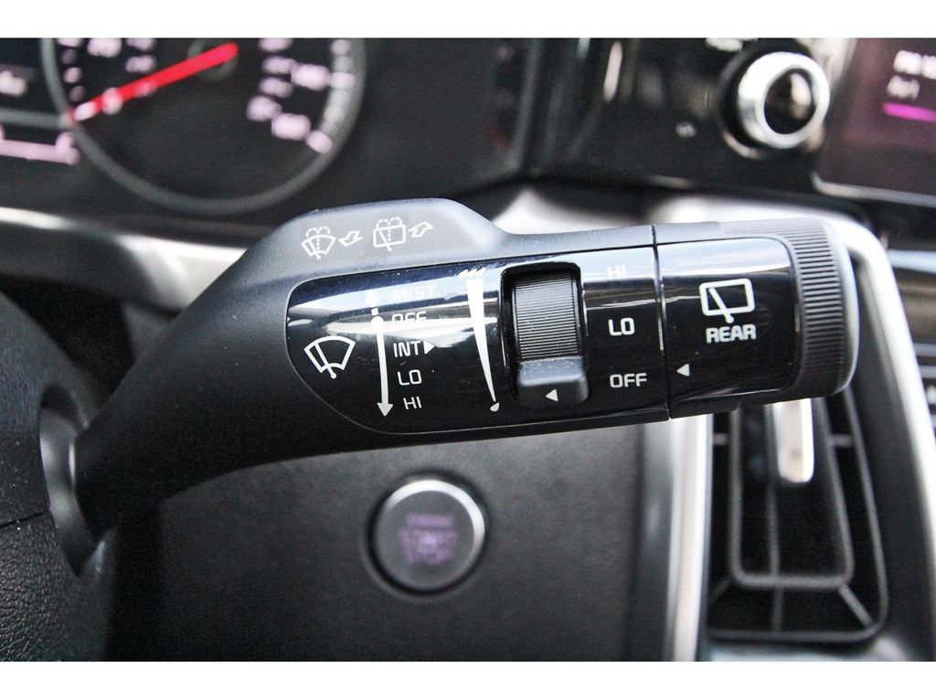 Used 2023 Kia Sorento S w/ Panoramic Sunroof Package FWD image 16