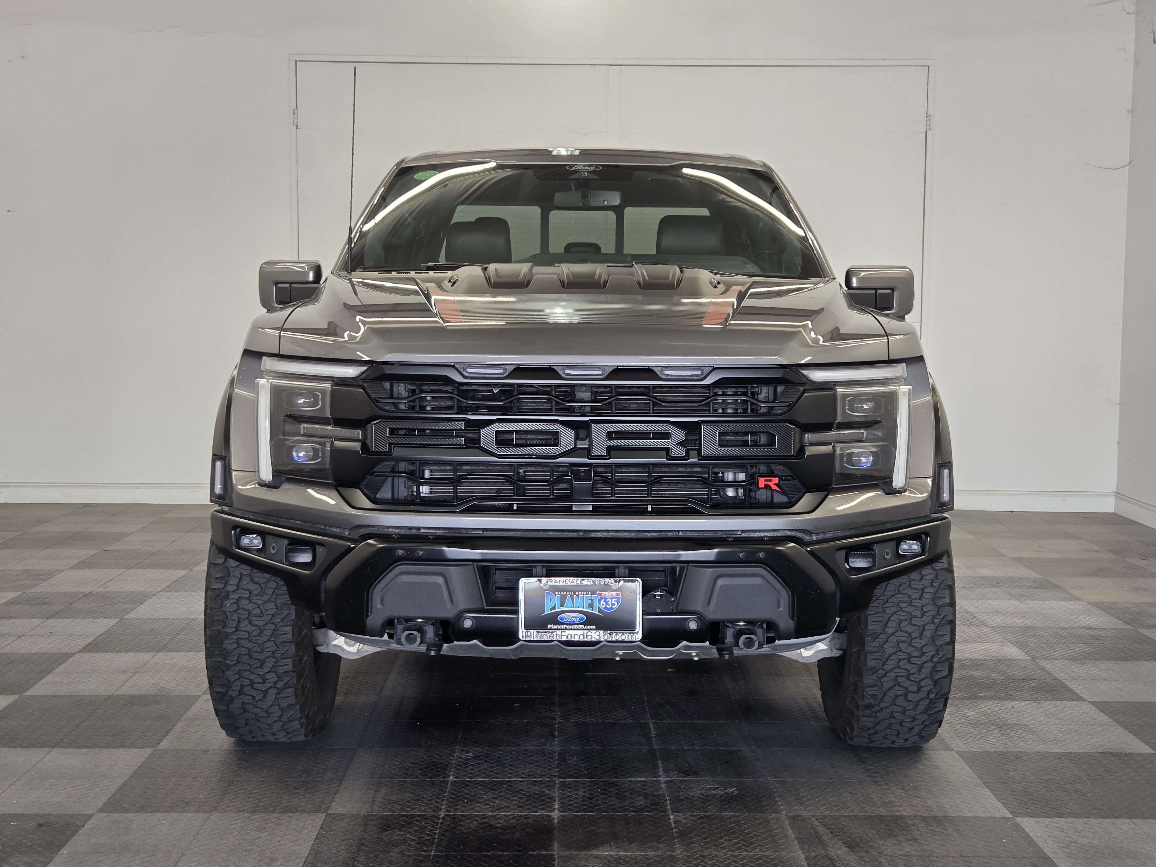 Certified 2024 Ford F150 Raptor w/ Equipment Group 803A Raptor R AWD/4WD image 3