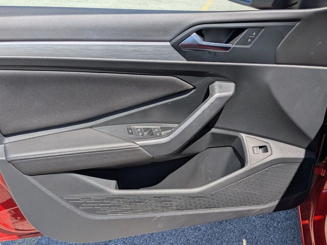Used 2025 Volkswagen Jetta Sport FWD image 11