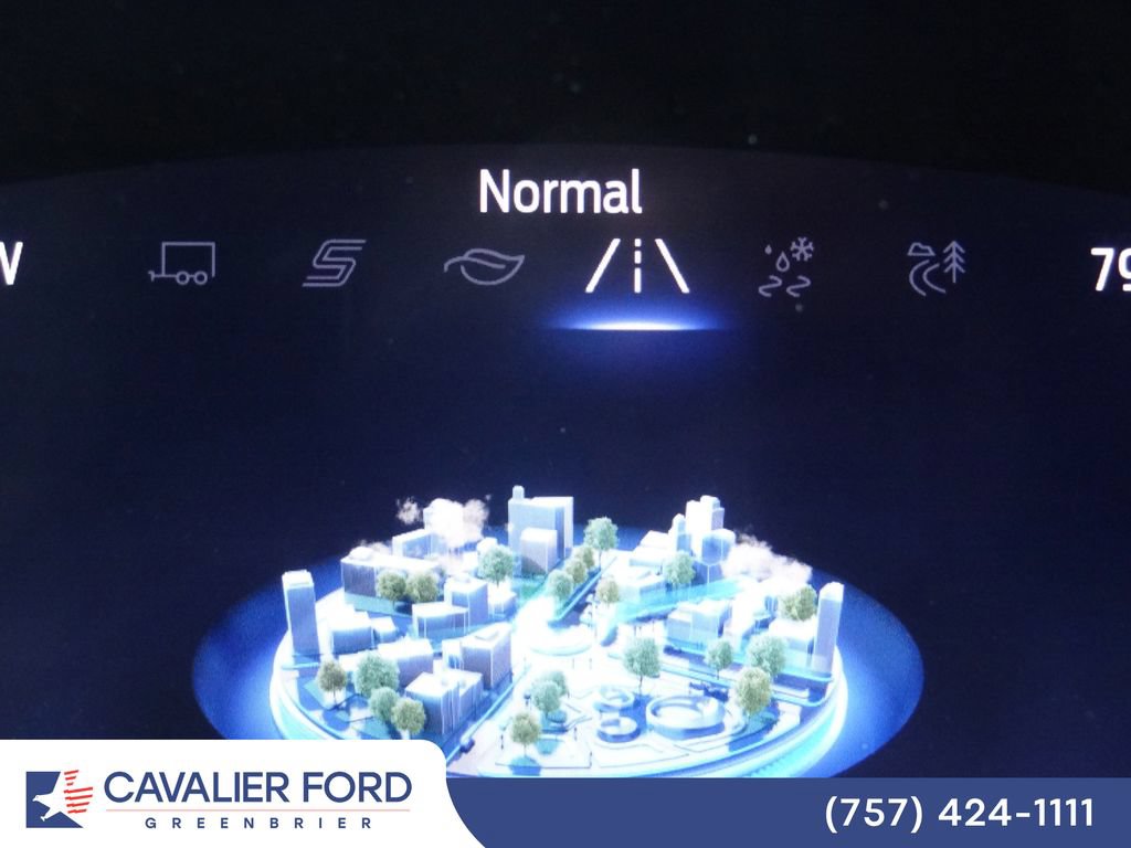 Certified 2026 Ford Explorer Active w/ Active Comfort Package AWD/4WD image 40