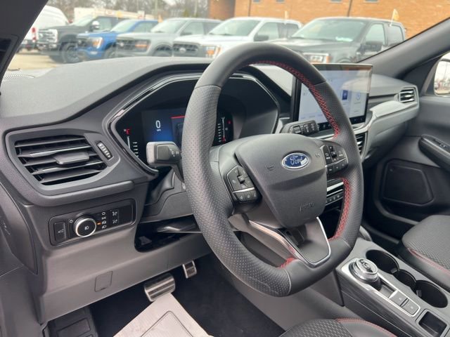 Certified 2023 Ford Escape ST-Line Select w/ Tech Pack #1 image 8