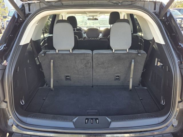 Certified 2025 Ford Explorer Active image 17