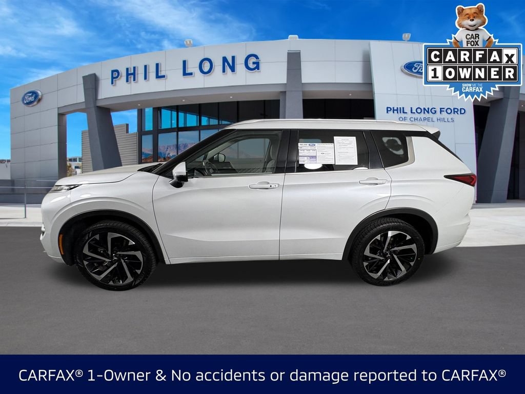 Used 2023 Mitsubishi Outlander SEL FWD image 2
