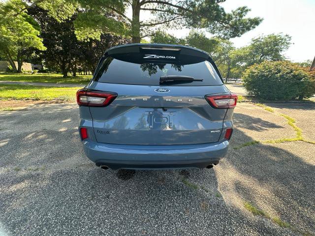 Certified 2023 Ford Escape ST-Line w/ Tech Pack #1 AWD/4WD image 8