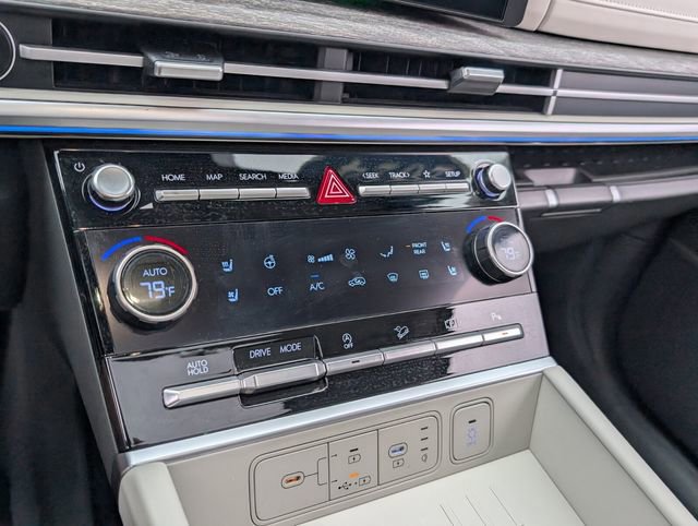 Used 2024 Hyundai Santa Fe Limited image 21