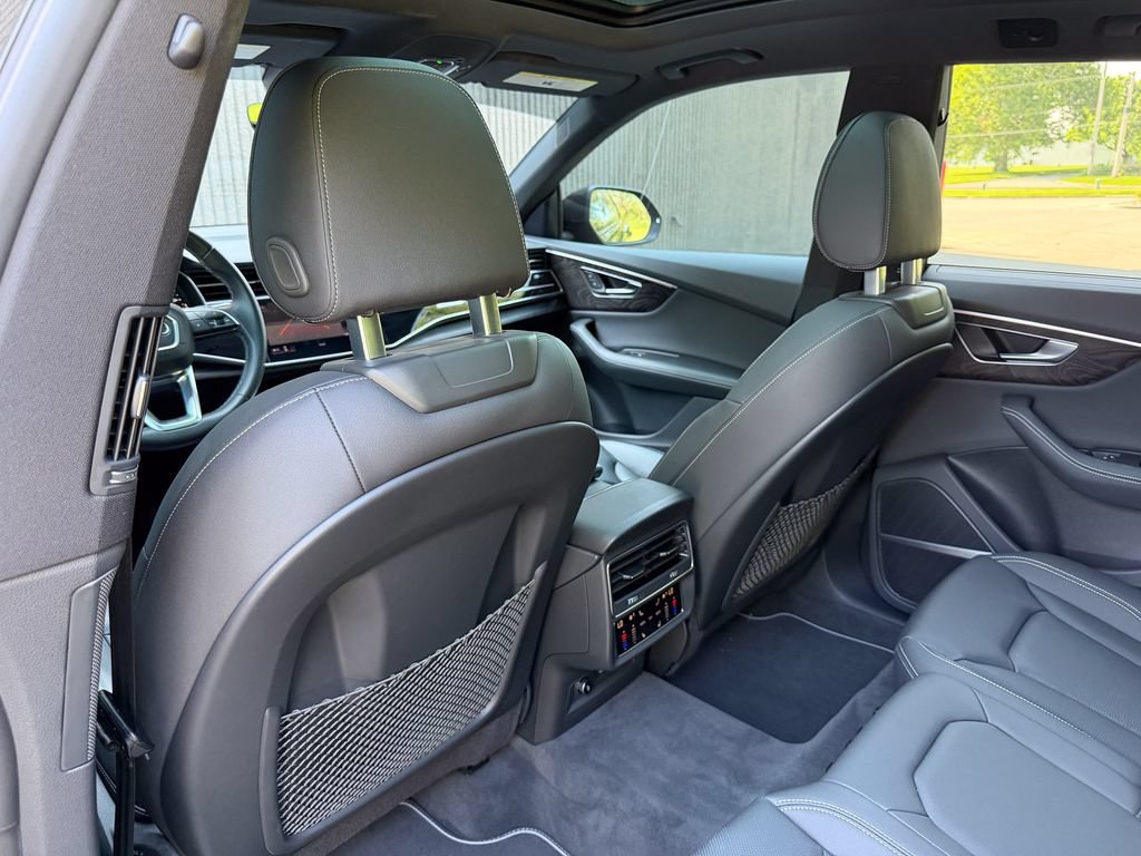 Used 2022 Audi Q8 Premium Plus AWD/4WD image 24