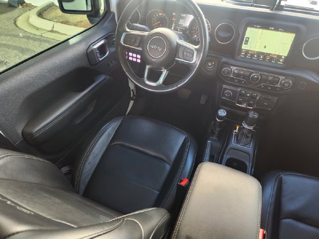 Used 2022 Jeep Wrangler Unlimited Sahara w/ Cold Weather Group AWD/4WD image 11
