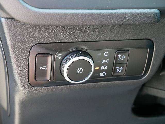 Certified 2025 Ford Escape ST-Line Select AWD/4WD image 19