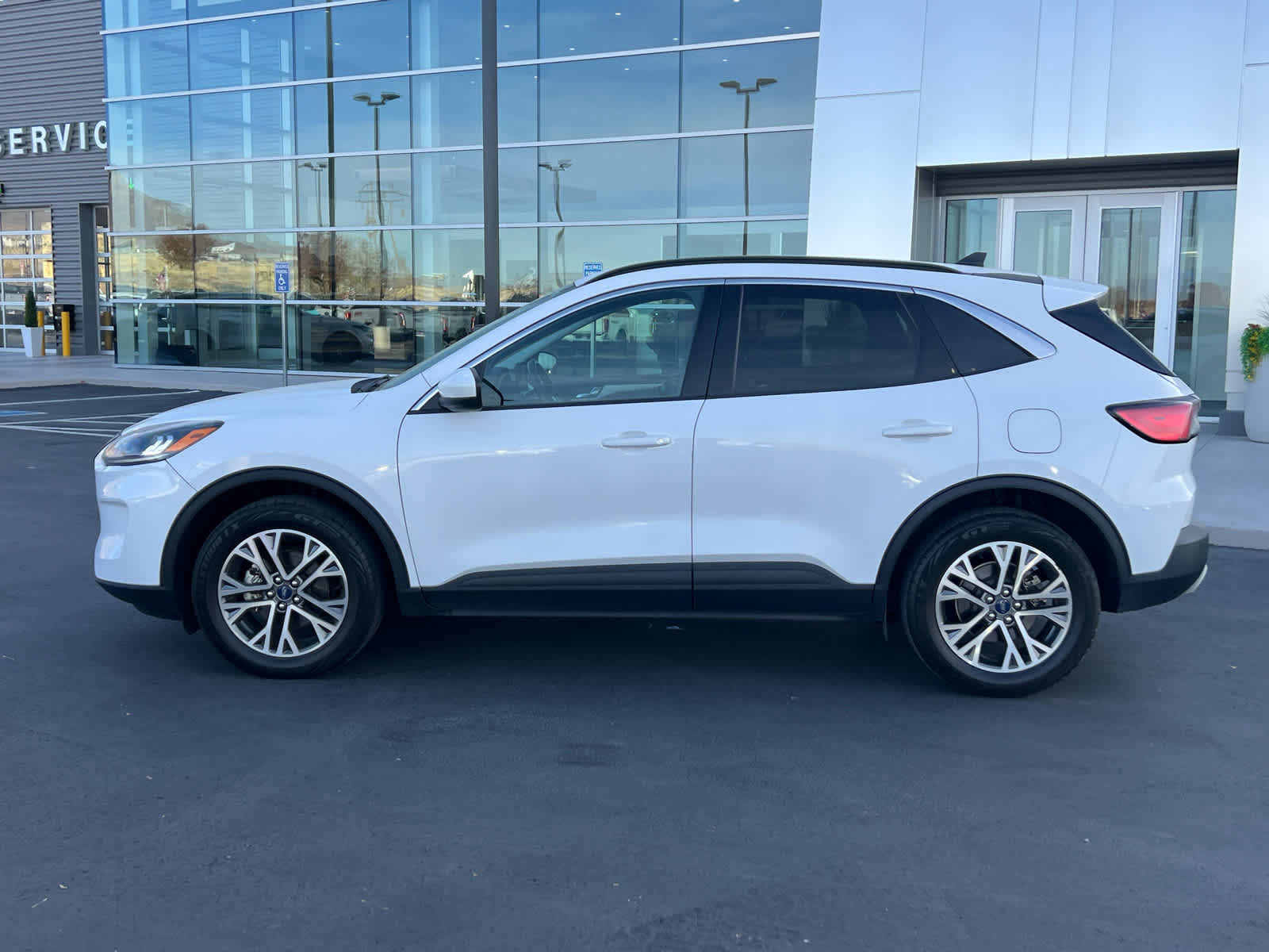 Certified 2021 Ford Escape SEL image 12