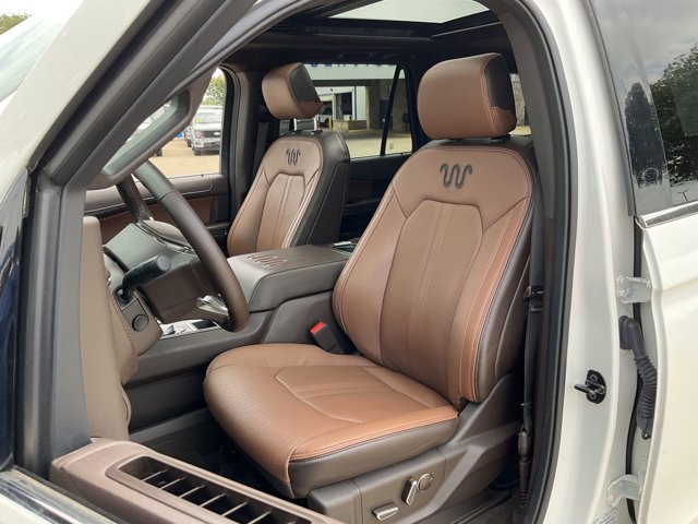 Certified 2024 Ford Expedition King Ranch RWD image 8