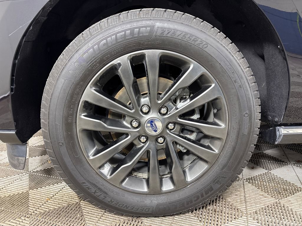 Certified 2019 Ford Expedition Limited w/ Equipment Group 301A RWD image 12