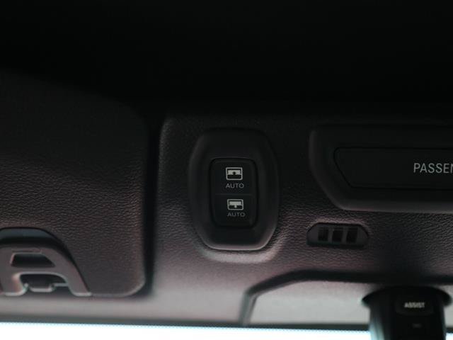 Used 2018 Jeep Wrangler Unlimited Rubicon AWD/4WD image 35