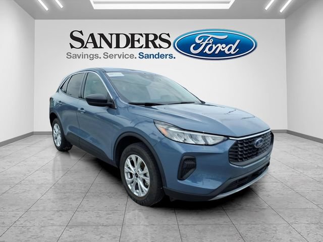 Certified 2024 Ford Escape Active AWD/4WD image 1